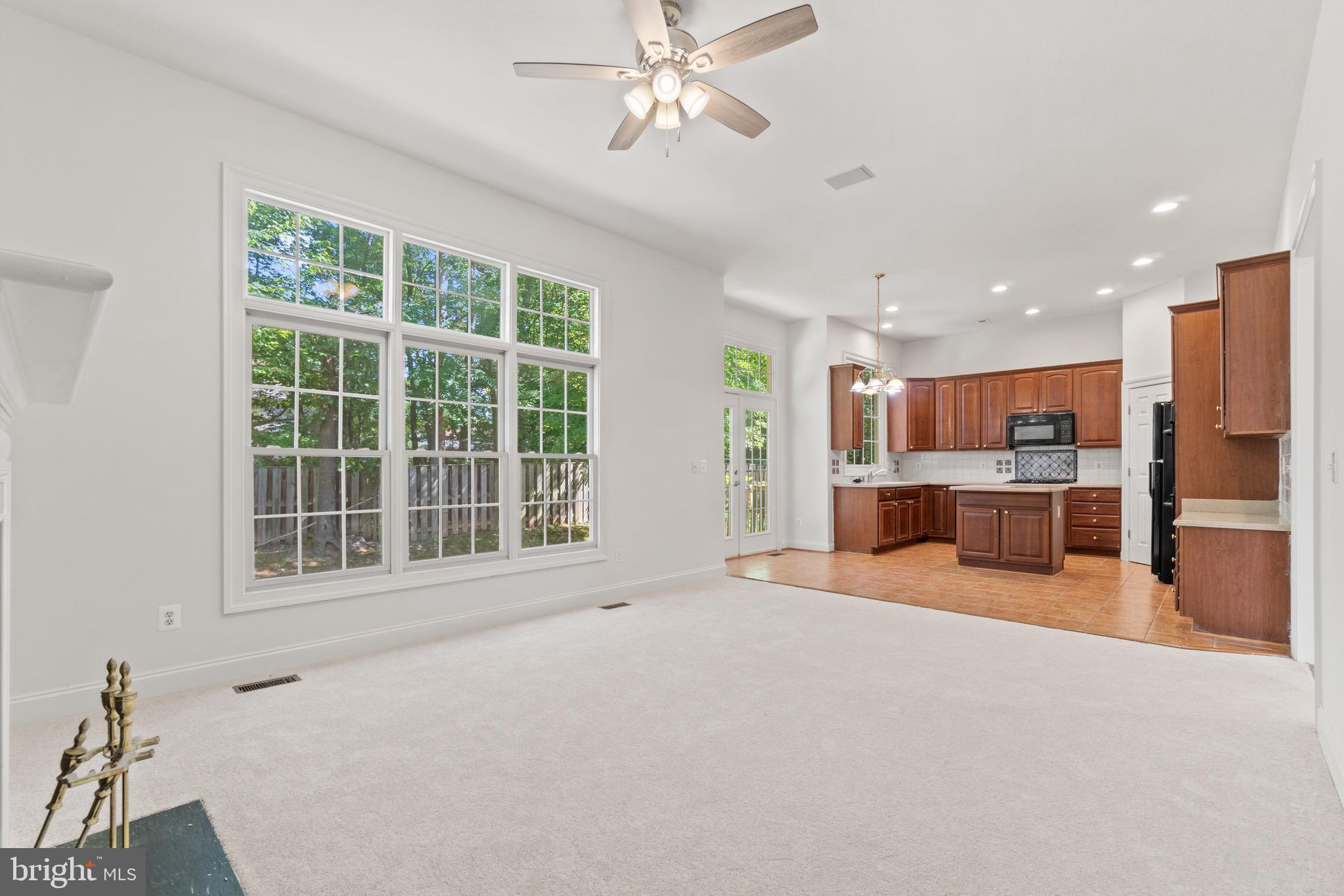 13049 Taverner Loop Woodbridge, VA 22192 - Photo 8 of 32