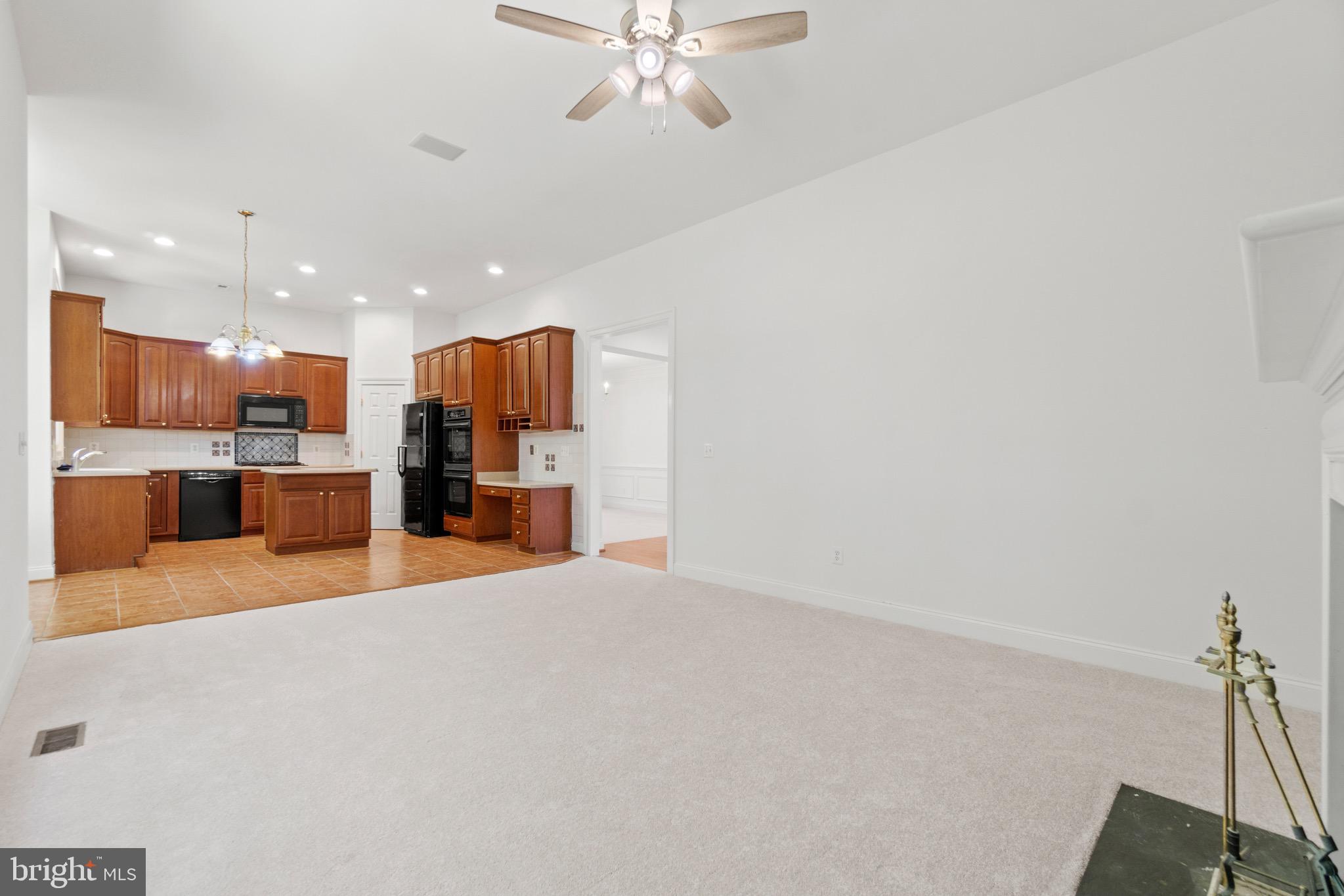 13049 Taverner Loop Woodbridge, VA 22192 - Photo 9 of 32