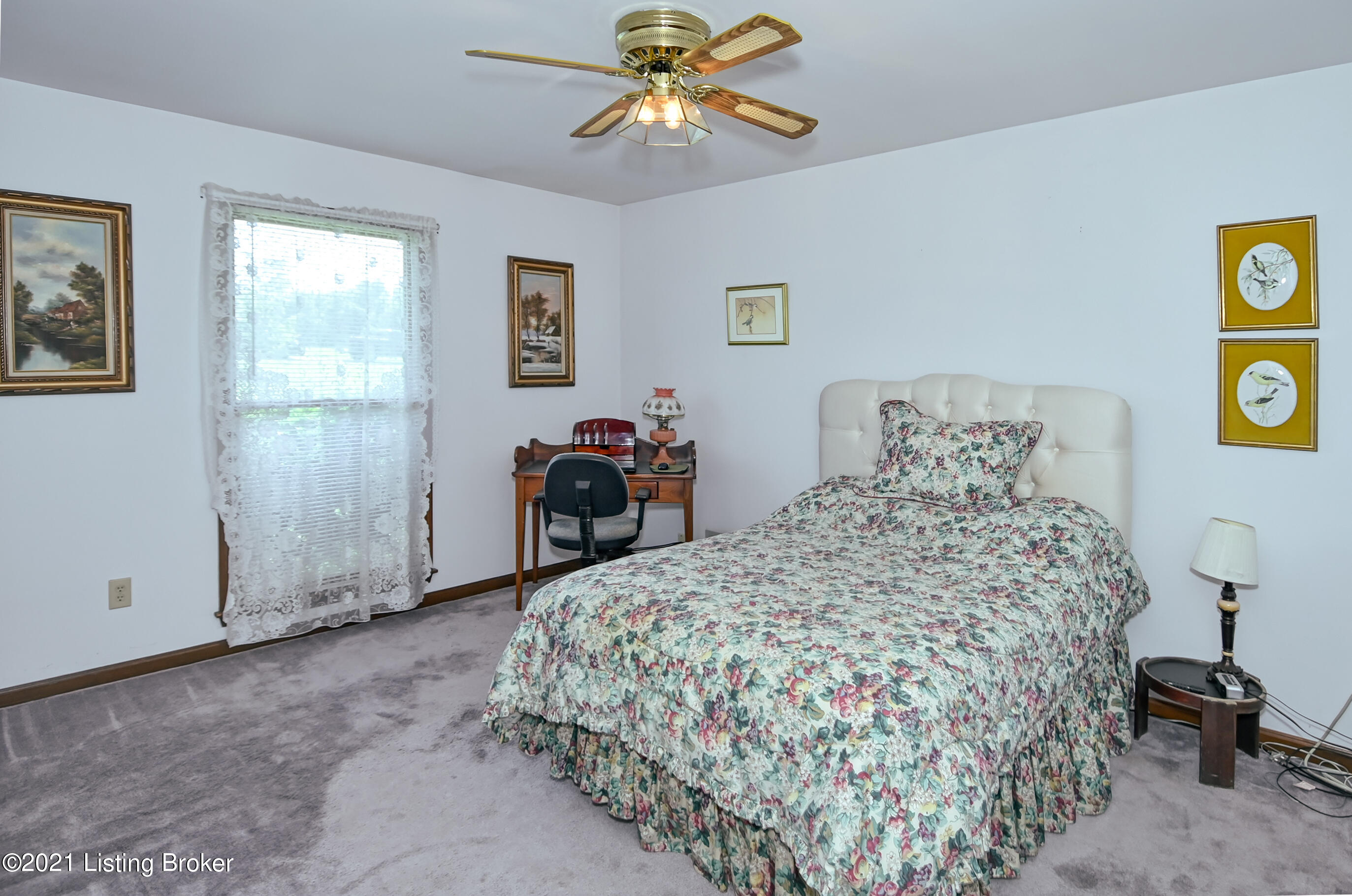 710 West Laurel River Road Shepherdsville, KY 40165 - Photo 33 of 49 710WLaurelRiverRd-35