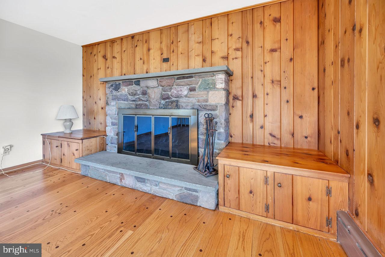 26 Bonetown Road Flemington, NJ 08822 - Photo 8 of 23 Gallery Image 8