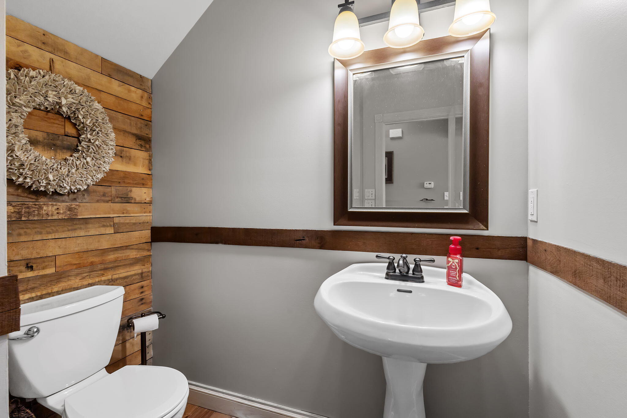 11126 North 1000 West Demotte, IN 46310 - Photo 12 of 28 2048x1365