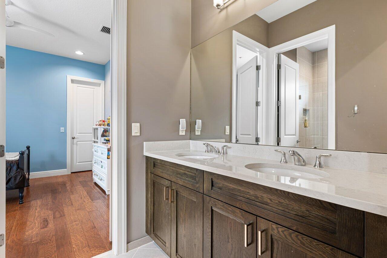 6464 Bellamalfi Street Boca Raton, FL 33496 - Photo 15 of 32 15