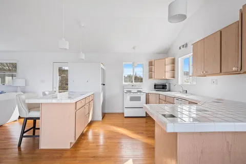 $3,950,000 | 654 A Dune Road, West Hampton Dunes, NY 11978