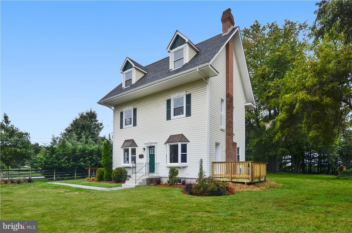 14215 Seneca Road Germantown, MD 20874 - Photo 20 of 27 Exterior (Front)