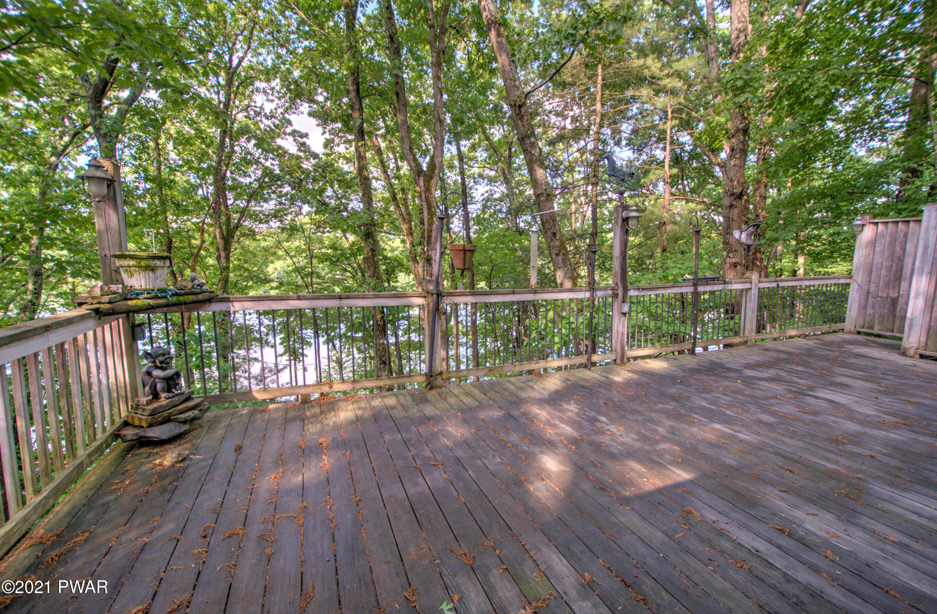 104 Paupack Point Road Hawley, PA 18428 - Photo 35 of 49 35-Deck