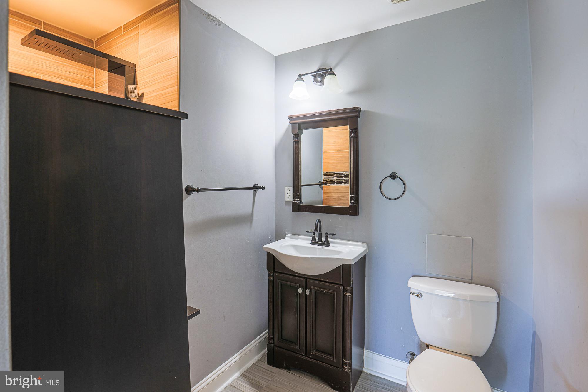 3222 Barclay Street Baltimore, MD 21218 - Photo 11 of 30