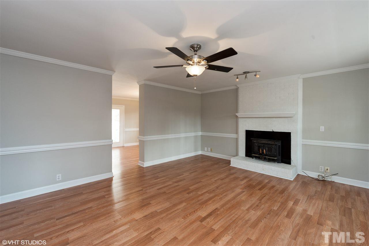 4629 Watkins Road Raleigh, NC 27616 - Photo 4 of 25