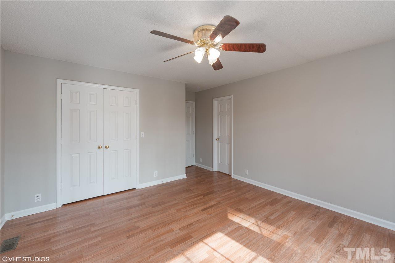 4629 Watkins Road Raleigh, NC 27616 - Photo 9 of 25