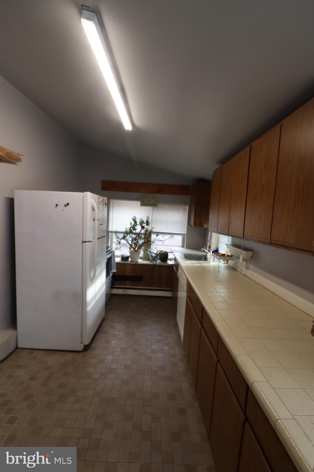 109 Walter Road Chalfont, PA 18914 - Photo 2 of 11