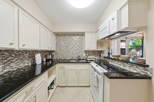 $234,900 | 3924 West Alabama Street, Unit 1, Houston, TX 77027