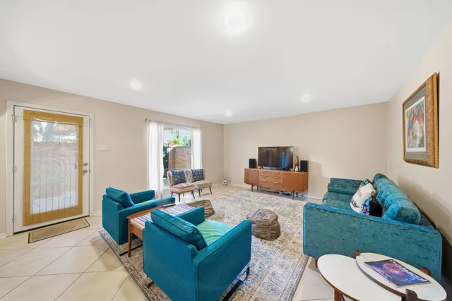 $234,900 | 3924 West Alabama Street, Unit 1, Houston, TX 77027