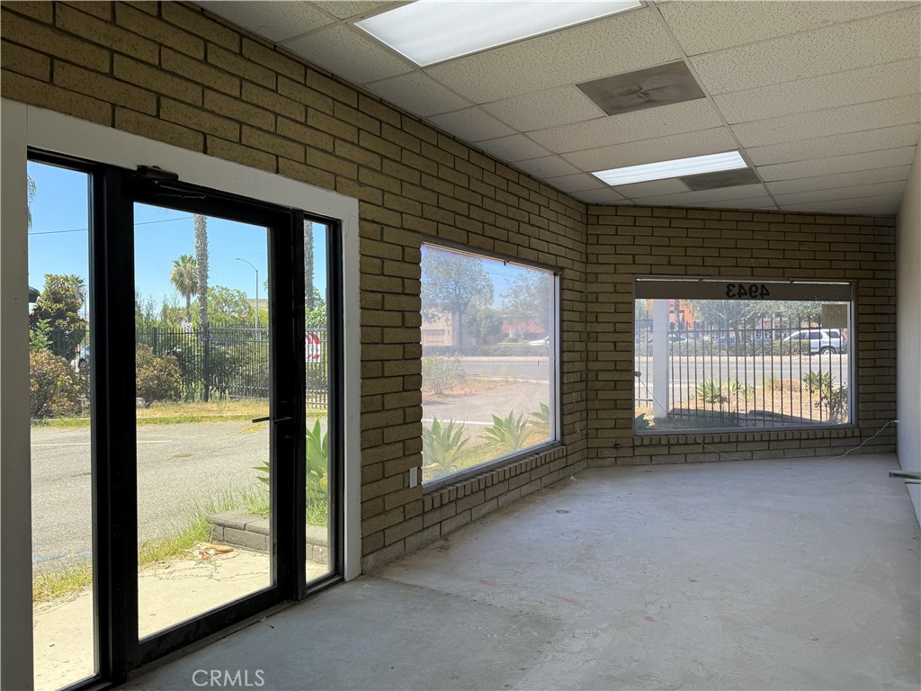4943 La Sierra Avenue Riverside, CA 92505 - Photo 20 of 29
