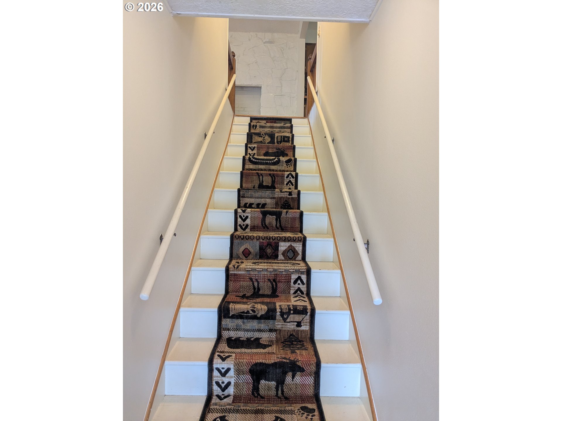 15341 South Hattan Road Oregon City, OR 97045 - Photo 29 of 41 Staircase