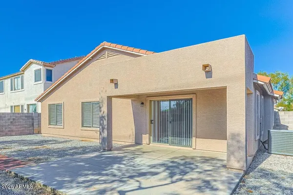$2,185 | 3833 West Darrow Street, Phoenix, AZ 85041