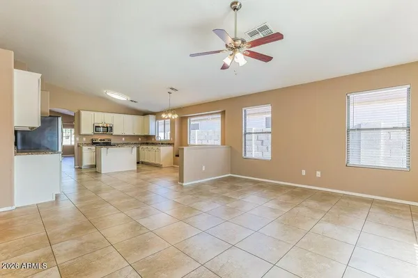 $2,185 | 3833 West Darrow Street, Phoenix, AZ 85041