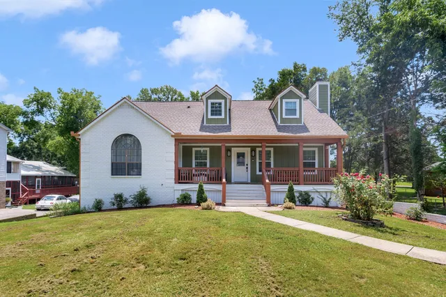 $600,000 | 402 Oakhaven Drive, Smyrna, TN 37167