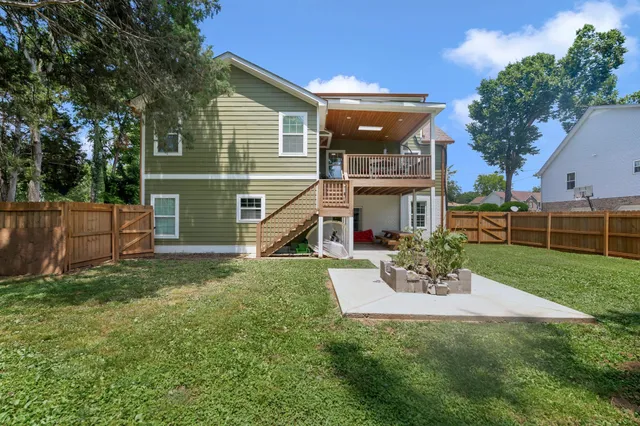 $600,000 | 402 Oakhaven Drive, Smyrna, TN 37167