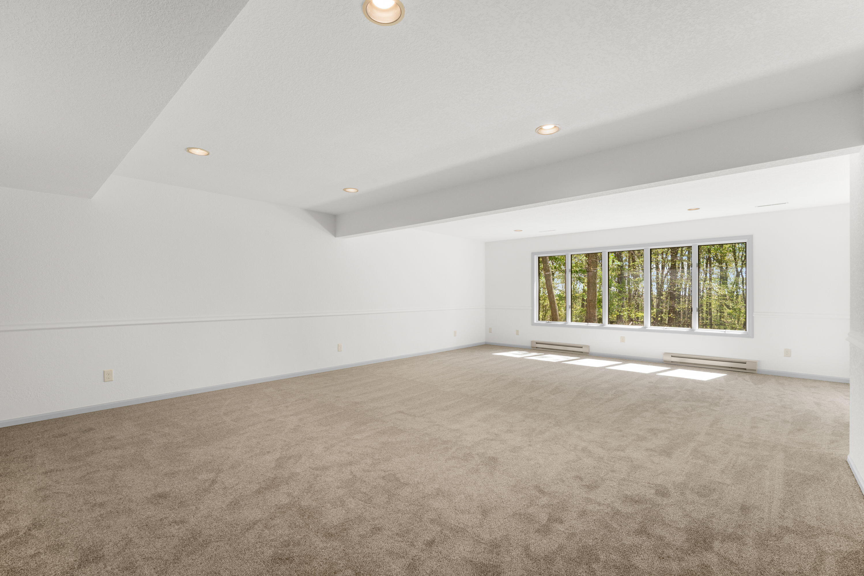 3830 Ridge Road Kewaskum, WI 53040 - Photo 20 of 37 LOWER LEVEL FAMILY ROOM - 2
