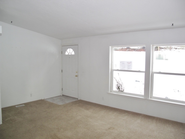 161 East Stringham Road Rockford, WA 99030 - Photo 2 of 20 Gallery Image 2