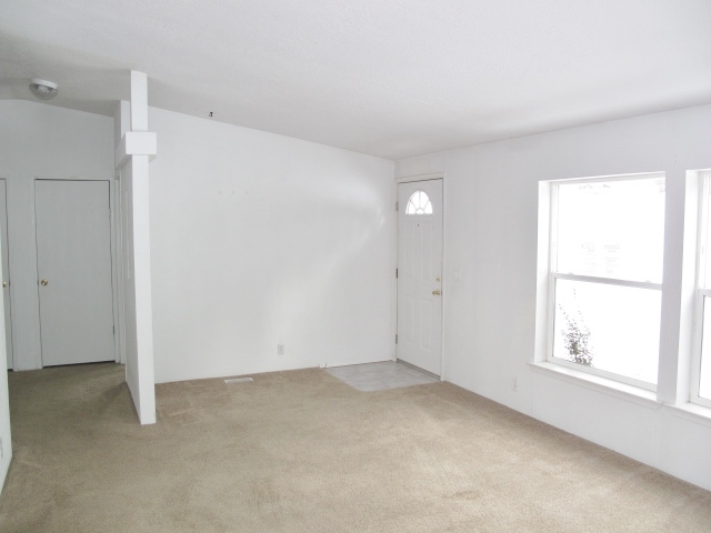 161 East Stringham Road Rockford, WA 99030 - Photo 3 of 20 Gallery Image 3