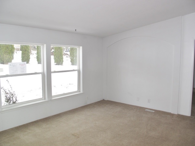 161 East Stringham Road Rockford, WA 99030 - Photo 4 of 20 Gallery Image 4