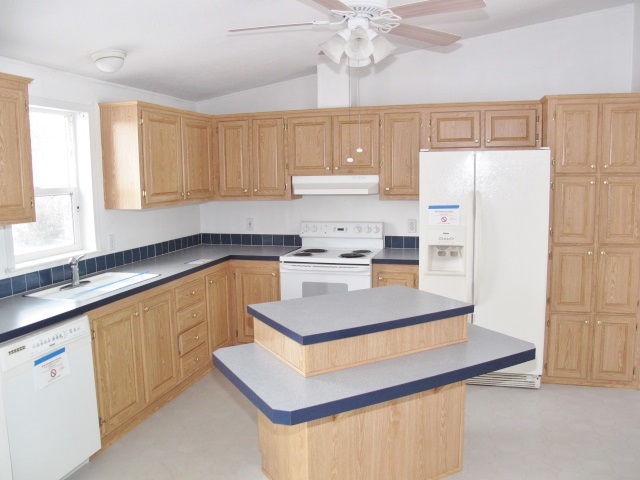 161 East Stringham Road Rockford, WA 99030 - Photo 6 of 20 Gallery Image 6