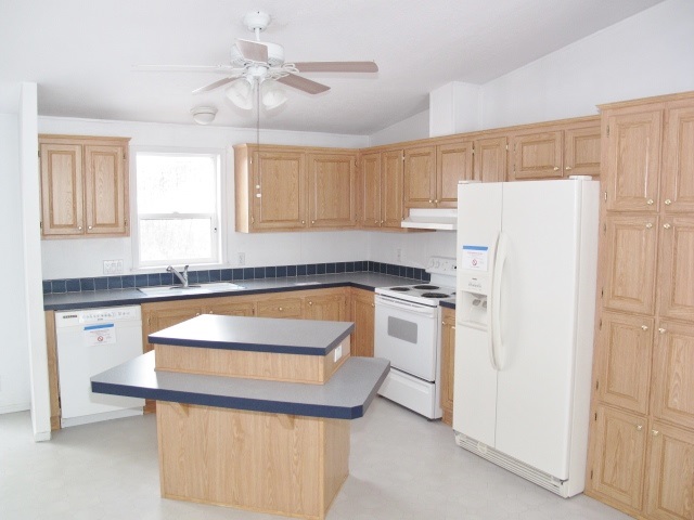 161 East Stringham Road Rockford, WA 99030 - Photo 7 of 20 Gallery Image 7
