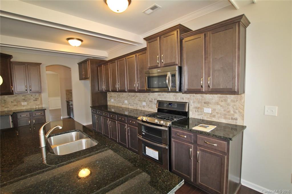 2024 Fuschia Court, Unit 138 Fort Mill, SC 29708 - Photo 5 of 20 Gallery Image 5