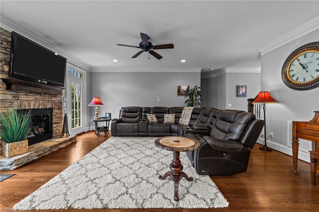 8444 Alice Player Drive Oak Ridge, NC 27310 - Photo 7 of 36