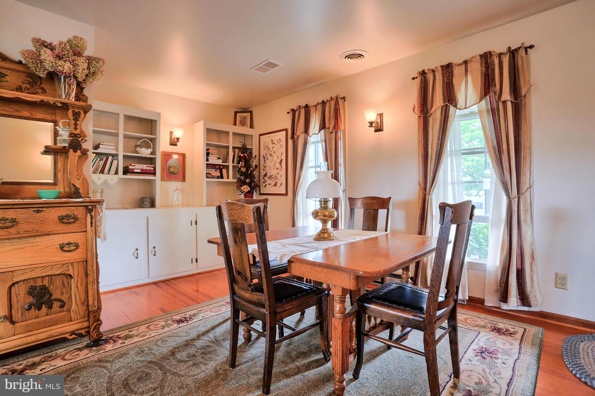 5205 Guitner Road Chambersburg, PA 17202 - Photo 16 of 30 Dining Room