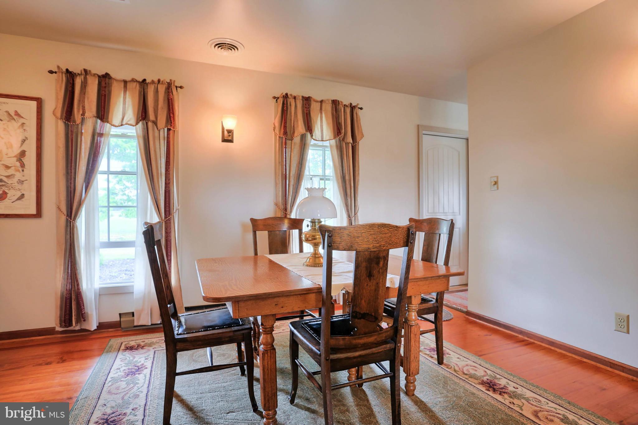 5205 Guitner Road Chambersburg, PA 17202 - Photo 19 of 30 Dining Room