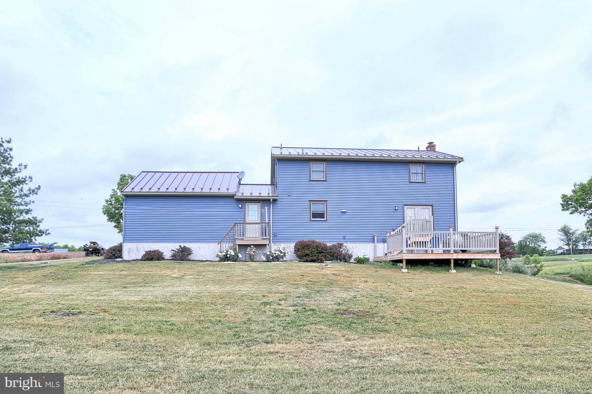 5205 Guitner Road Chambersburg, PA 17202 - Photo 4 of 30 Exterior (Rear)