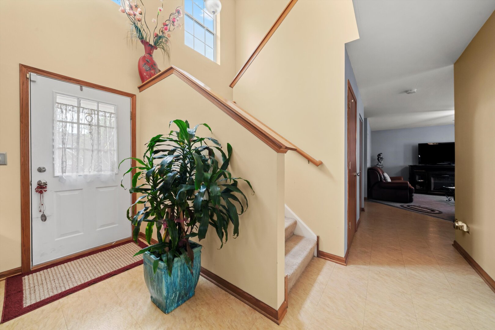 6501 Roth Drive Joliet, IL 60431 - Photo 4 of 45