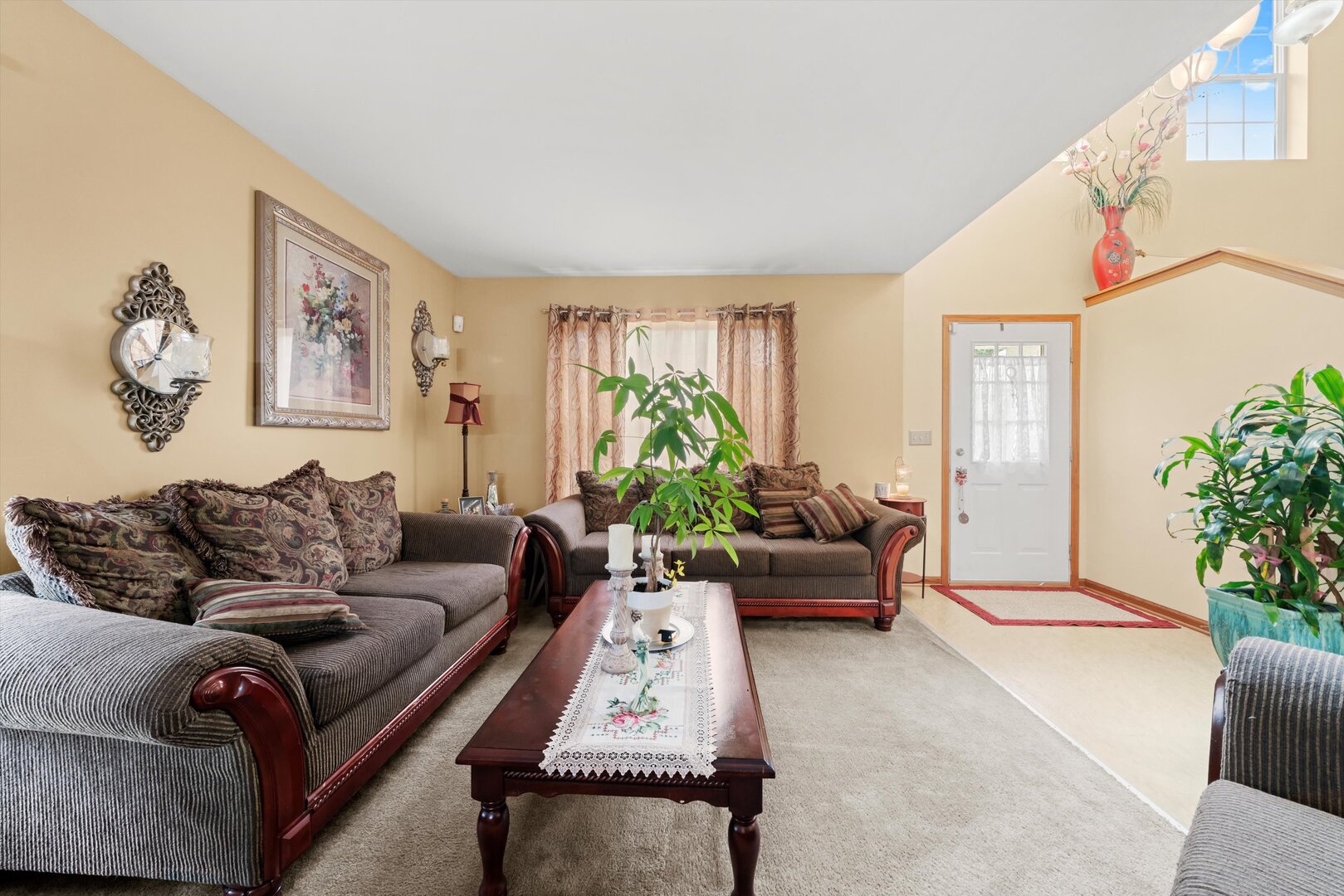 6501 Roth Drive Joliet, IL 60431 - Photo 5 of 45