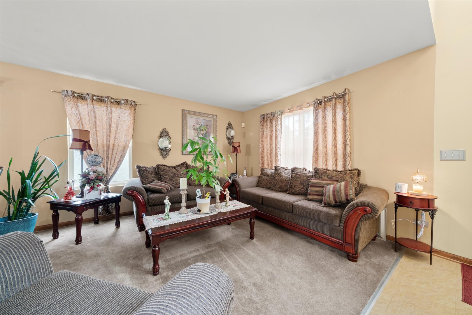 6501 Roth Drive Joliet, IL 60431 - Photo 7 of 45