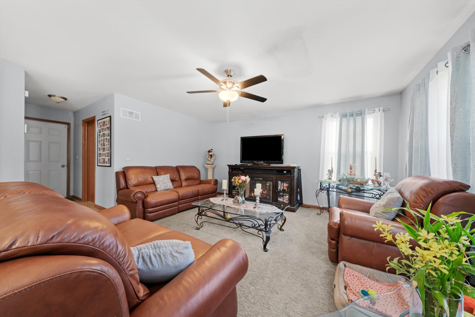 6501 Roth Drive Joliet, IL 60431 - Photo 10 of 45