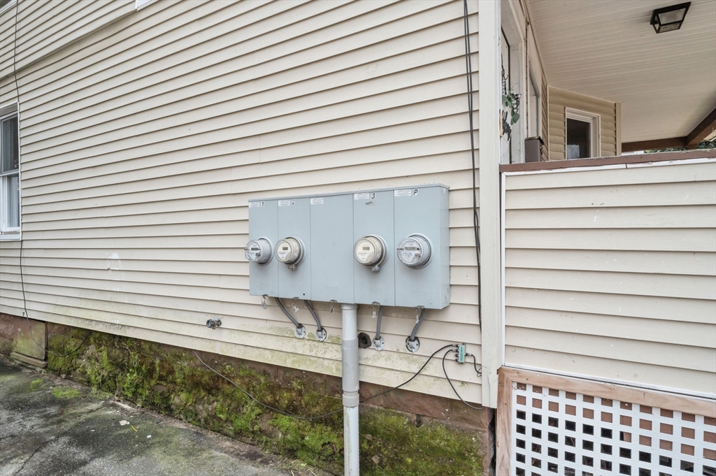 123-125 Ranney Street Springfield, MA 01108 - Photo 20 of 26 a view of a house with backyard