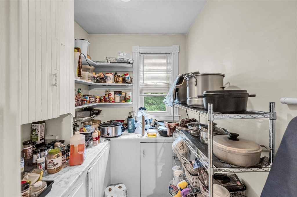 123-125 Ranney Street Springfield, MA 01108 - Photo 5 of 26