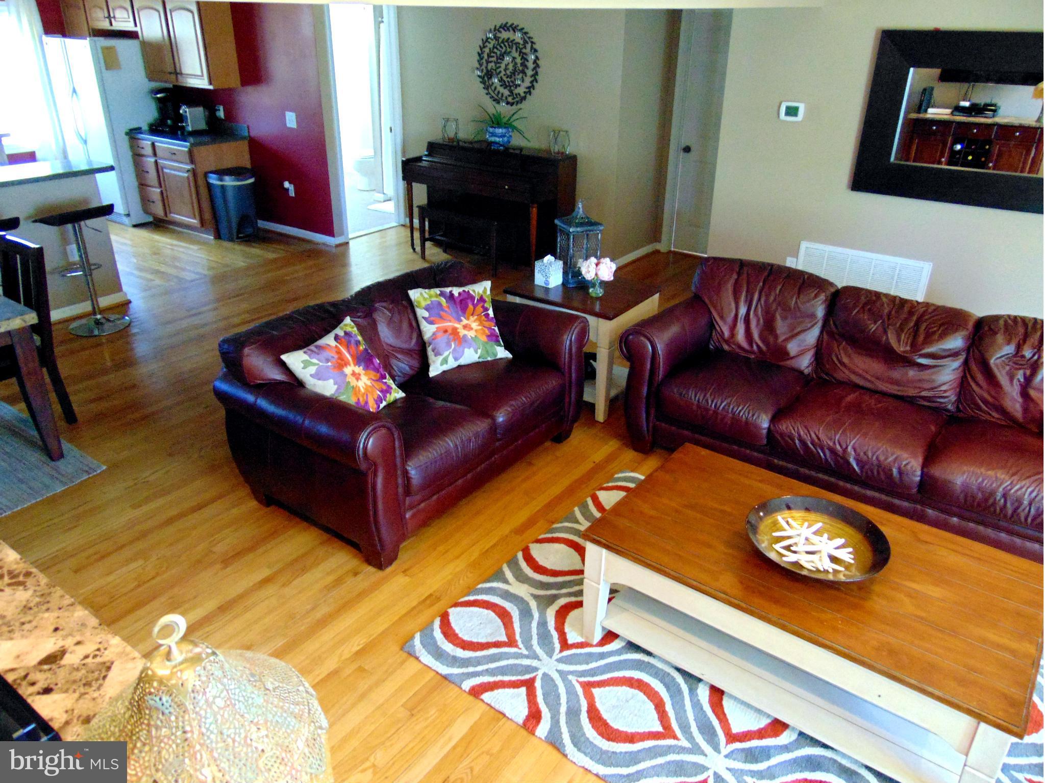 241 Bentons Pleasure Road Chester, MD 21619 - Photo 4 of 30 Living Room