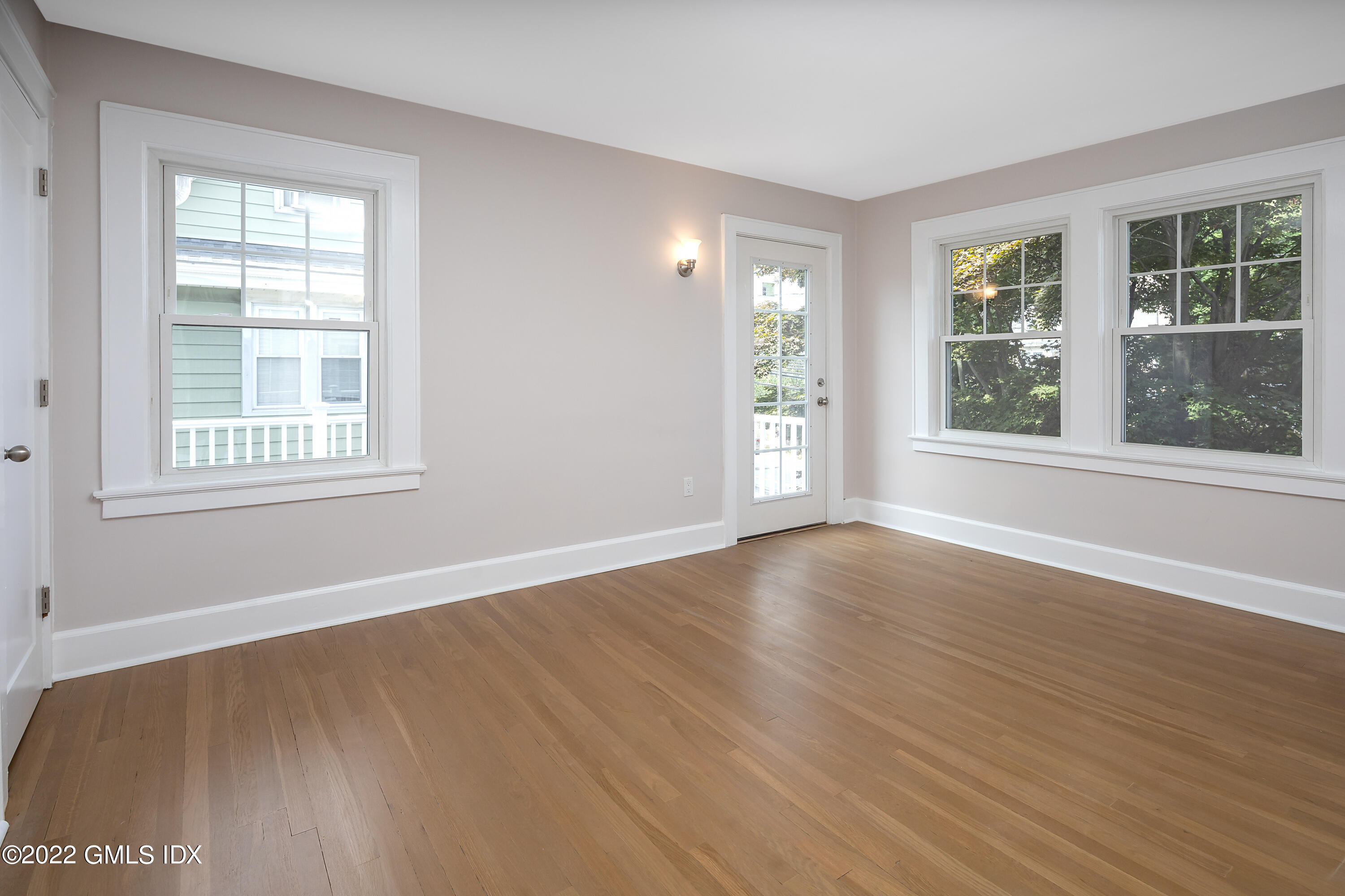 287 Glenbrook Road Stamford, CT 06906 - Photo 21 of 37 287 Glenbrook Rd, Stamford, CT 06906-24