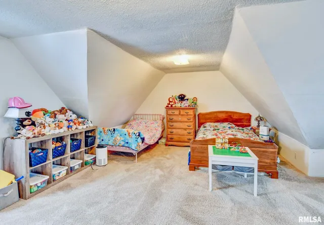 $132,900 | 203 West Poplar Street, Taylorville, IL 62568