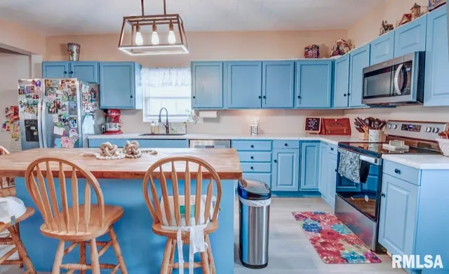 $132,900 | 203 West Poplar Street, Taylorville, IL 62568