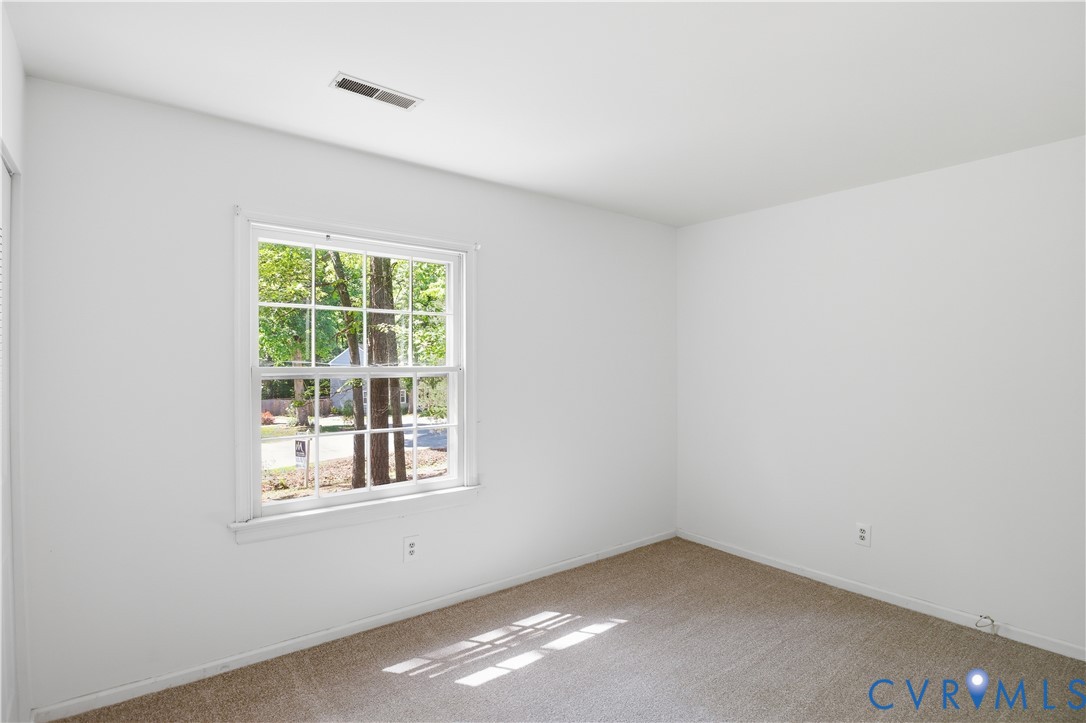 2869 Iverson Road Midlothian, VA 23112 - Photo 17 of 29