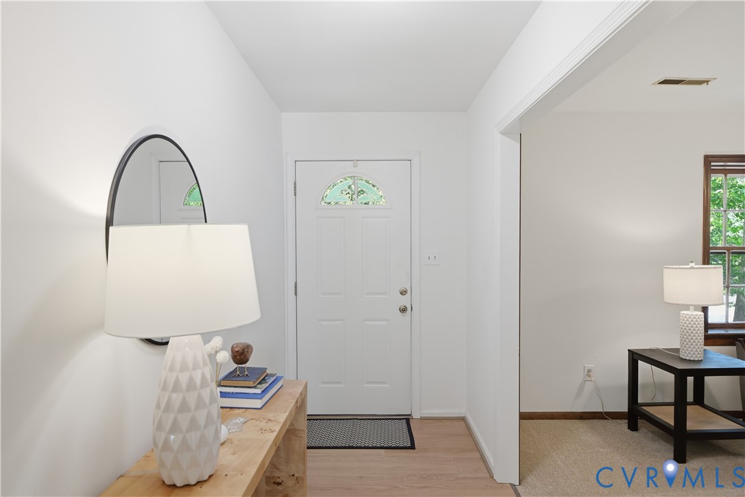 2869 Iverson Road Midlothian, VA 23112 - Photo 3 of 29