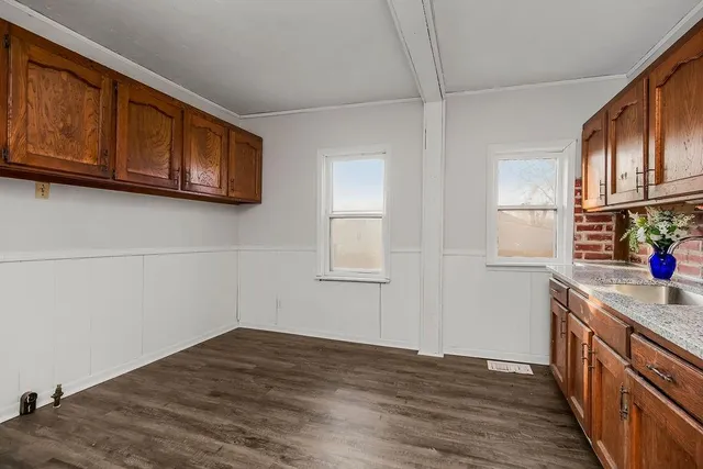 $160,000 | 3701 Shawnee Drive, Kansas City, KS 66106