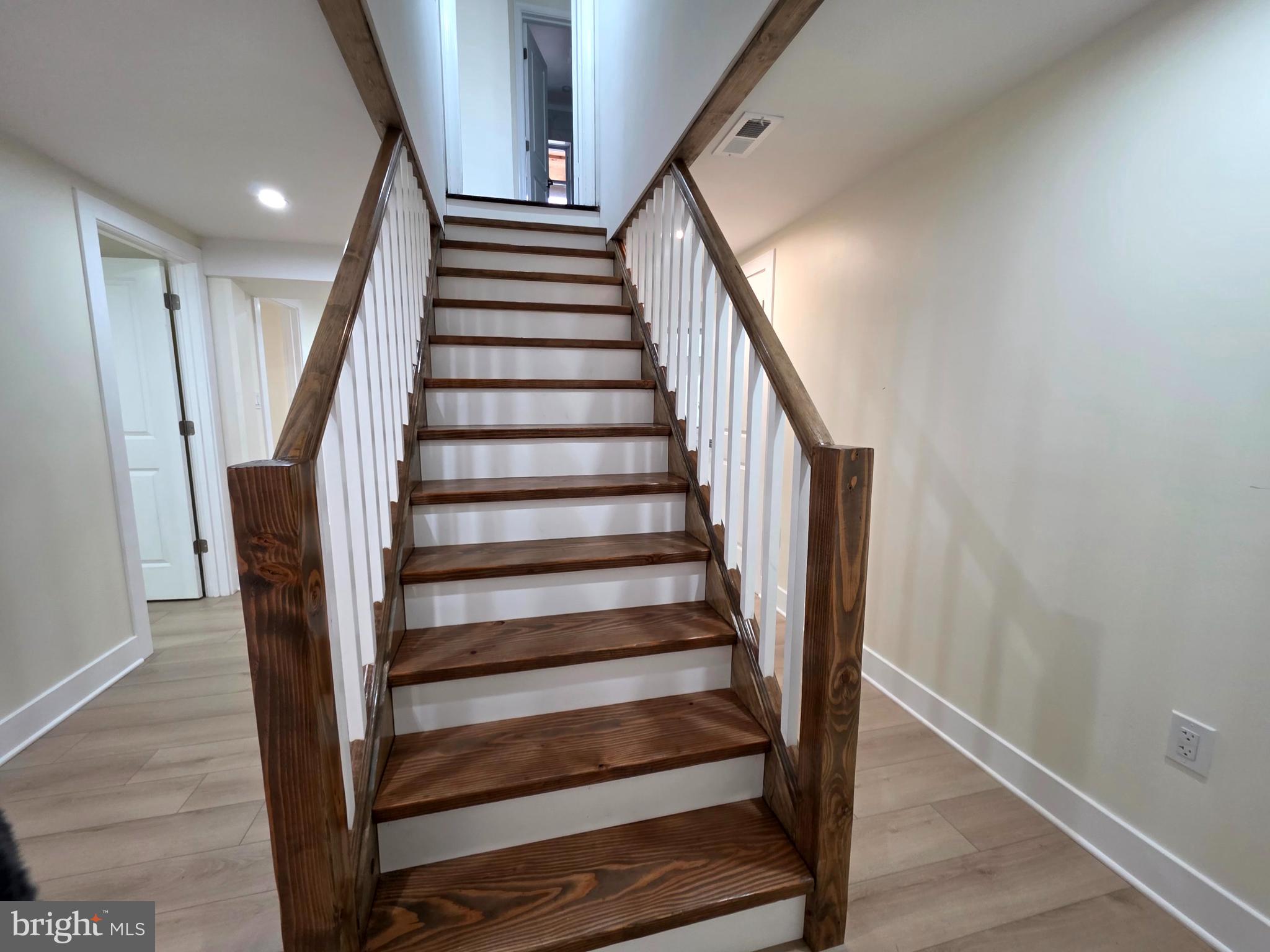 2206 Brinkley Road Fort Washington, MD 20744 - Photo 64 of 78 a view of entryway
