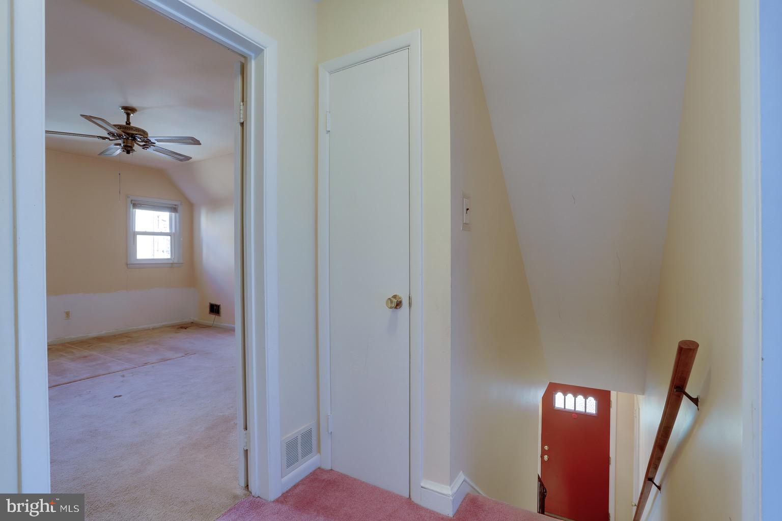 8802 2nd Avenue Silver Spring, MD 20910 - Photo 37 of 67 Upstairs to 2nd floor