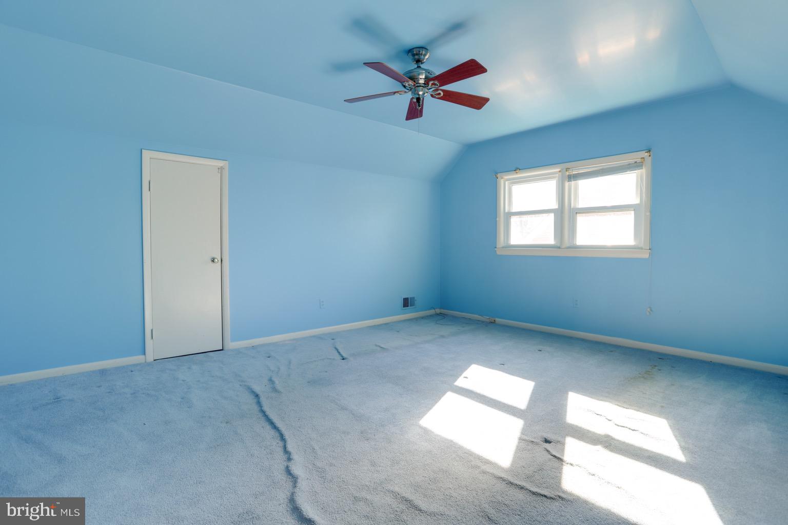 8802 2nd Avenue Silver Spring, MD 20910 - Photo 49 of 67 Each upstairs bedroom is voluminous