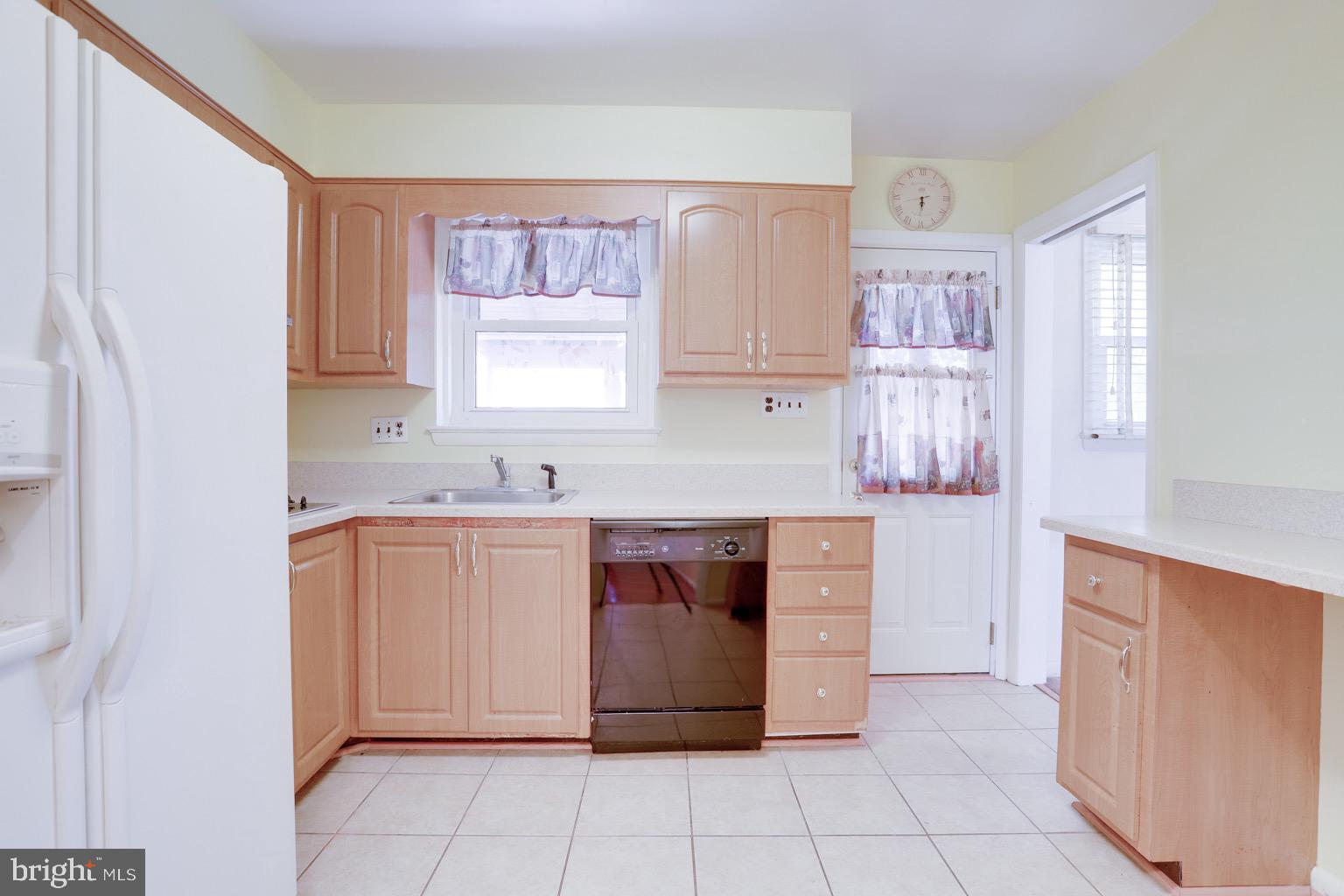 8802 2nd Avenue Silver Spring, MD 20910 - Photo 6 of 67