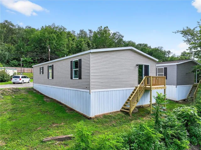 $130,000 | 15 Surf Drive, Unit 1, Bunola, PA 15020